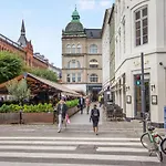 Regent 7 - Large 3 Bdr With Balcony In Centre Copenaghen