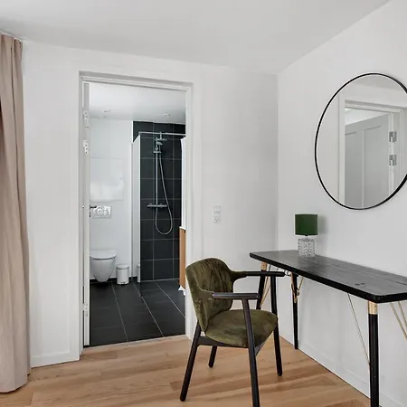 Sanders Regent - Chic Three-bedroom Near Square * Copenhagen