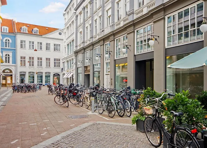 Apartamento Regent 7 - Large 3 Bdr With Balcony In Centre Copenhague